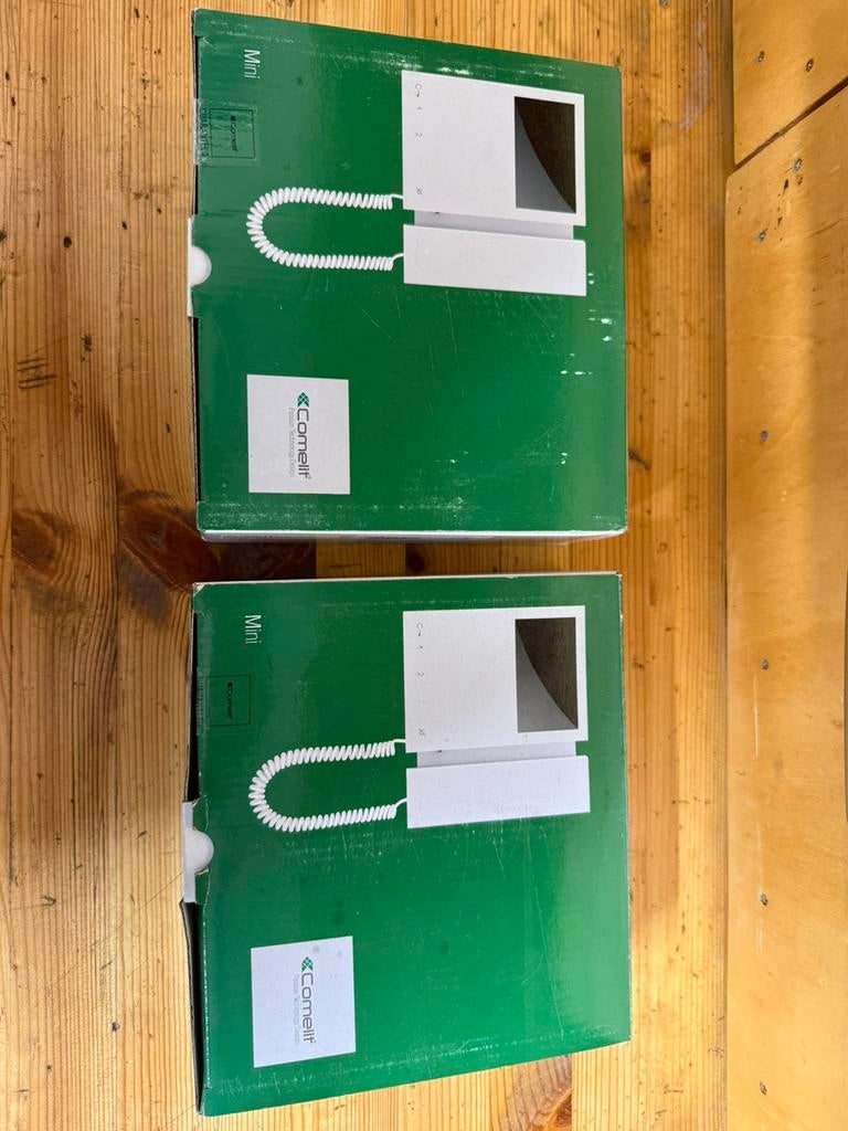 Comelit 6701 binenndeel intercom 2x nieuw, Ophalen of Verzenden, Nieuw, Drinken en Voederen