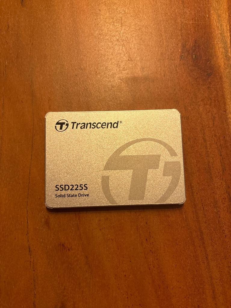 2TB SSD, Computers en Software, Harde schijven, Intern, 2TB, Verzenden, Zo goed als nieuw