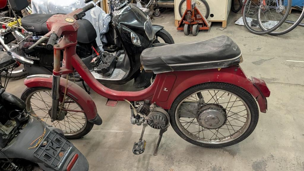 Vespini T3 brommer, Ophalen