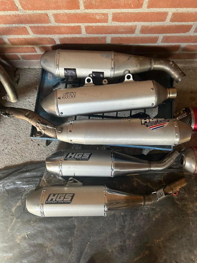 Partij einddempers en complete uitlaat, Ophalen of Verzenden, Gebruikt