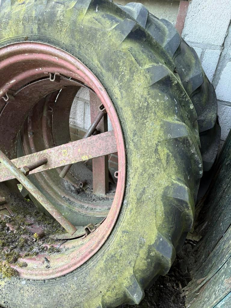 Dubbellucht 13.6 r38, Zakelijke goederen, Agrarisch | Onderdelen | Banden, Velgen en Assen, Ophalen