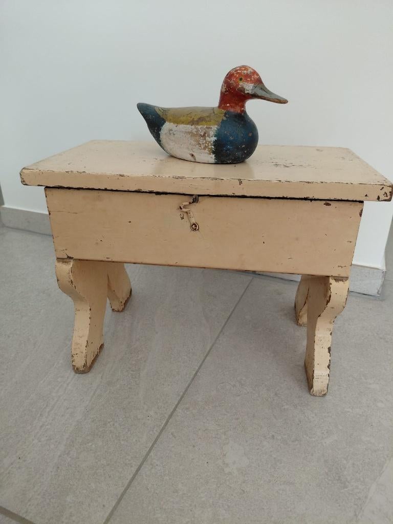 Vintage houten voetenbankje, opbergmeubeltje,kistje krukje, Antiek en Kunst, Curiosa en Brocante, Ophalen of Verzenden