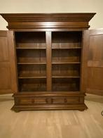 Massieve eikenhouten kast – tijdloos en robuust, Ophalen, Zo goed als nieuw