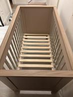 Mooi ledikantje, Ophalen, Zo goed als nieuw, Ledikant