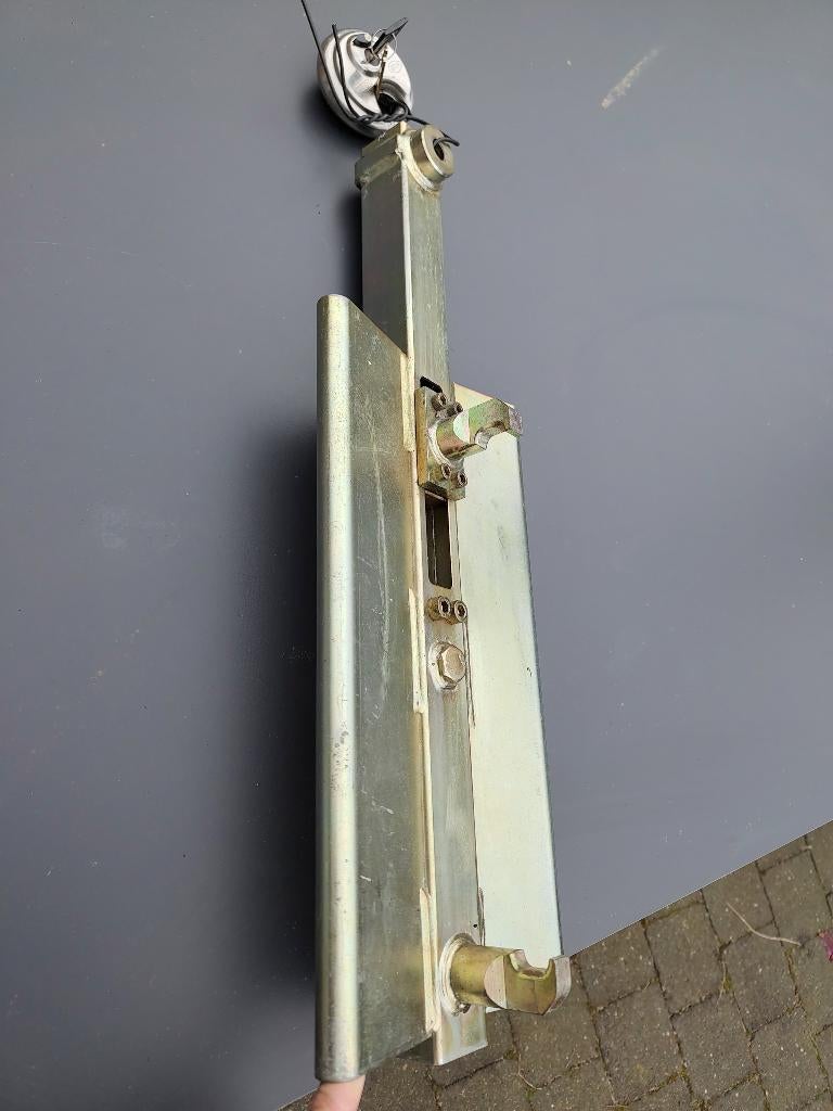 wielklem caravan, Ophalen, Zo goed als nieuw