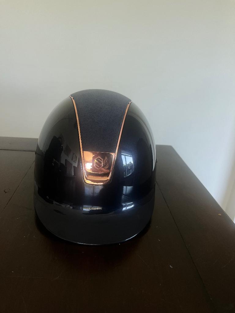 Samshield cap glossy met alcantara en rosé goud, Dieren en Toebehoren, Paardrijkleding, Ophalen of Verzenden, Gebruikt, Dressuur