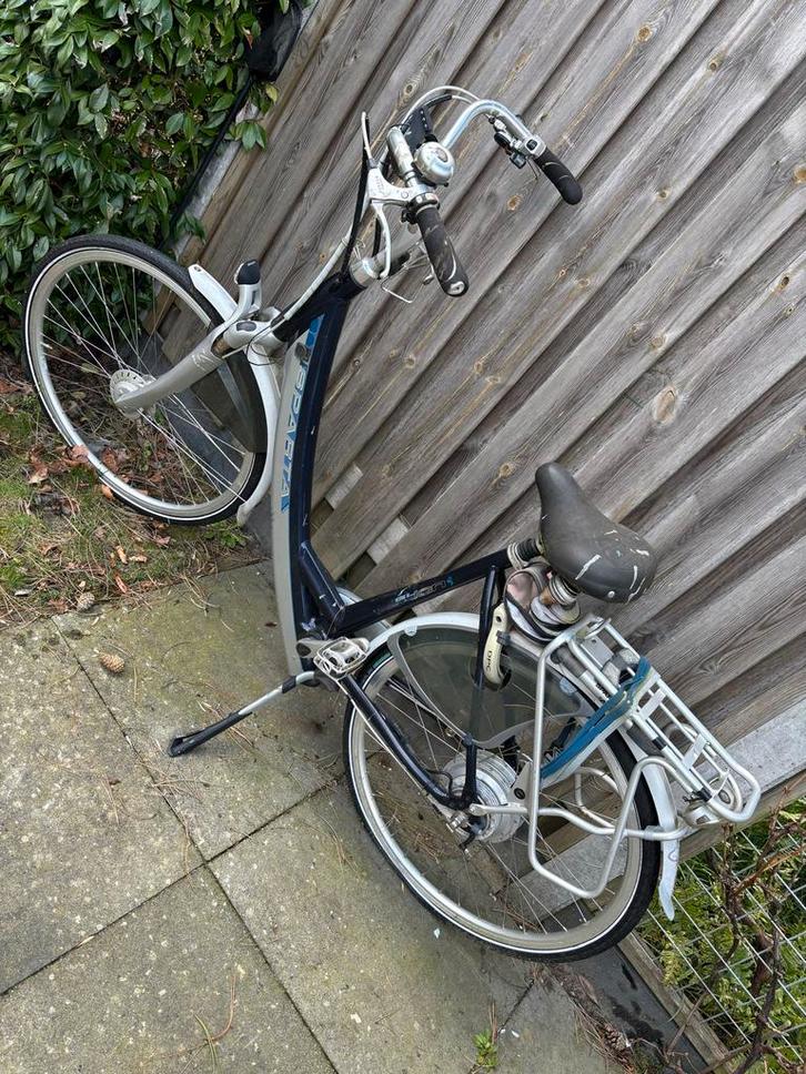 Elektrische fiets Sparta met defecte accu, display werkt, Fietsen en Brommers, Elektrische fietsen, Gebruikt, Sparta, Minder dan 30 km per accu