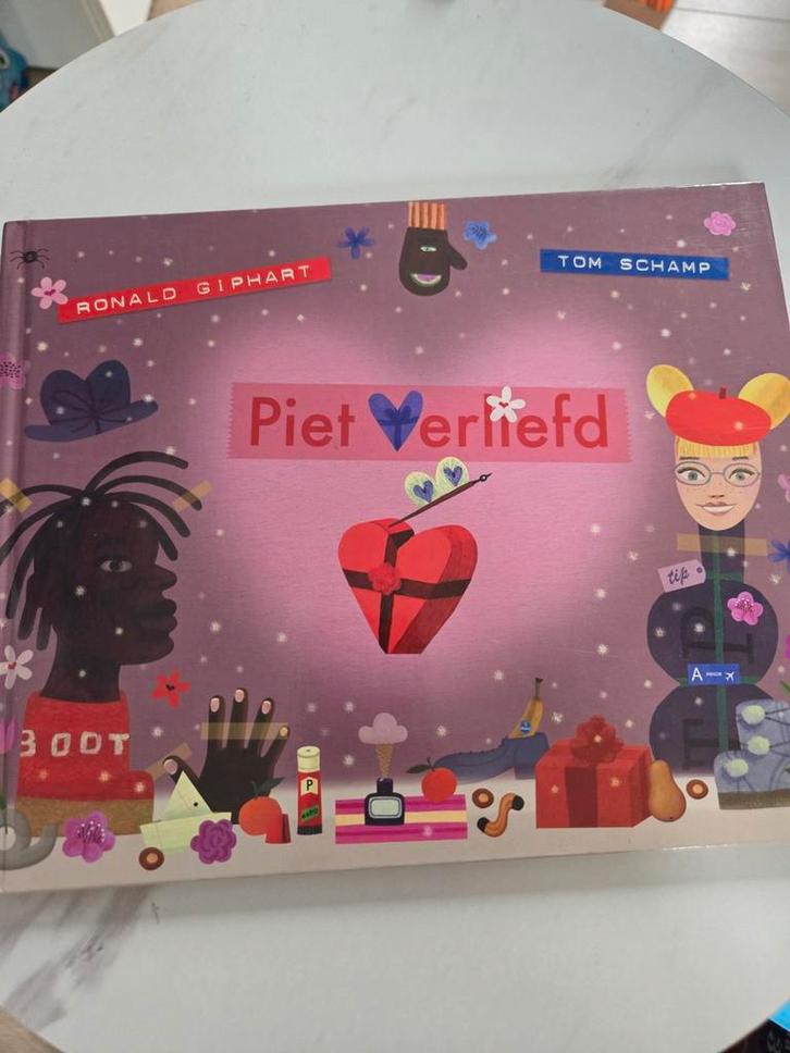 Piet Verliefd - Ronald Giphart & Tom Schamp, Boeken, Overige Boeken, Zo goed als nieuw, Ophalen of Verzenden