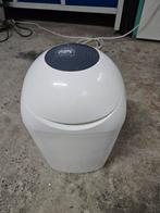 Sangenic luieremmer, Ophalen, Luieremmer