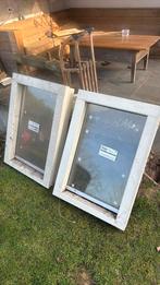 2x kozijn met isolatieglas, Doe-het-zelf en Verbouw, Kozijnen en Schuifpuien, Ophalen, Minder dan 75 cm, Raamkozijn, Zo goed als nieuw