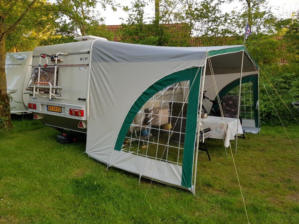 Te koop caravan luifel, Ophalen