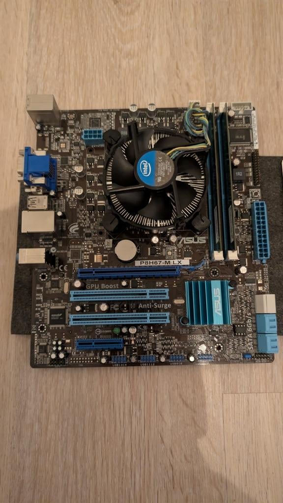 ASUS P8H67-M LX, Intel i7-2600, 8GB DDR3, Computers en Software, Moederborden, Ophalen of Verzenden, Gebruikt, DDR3