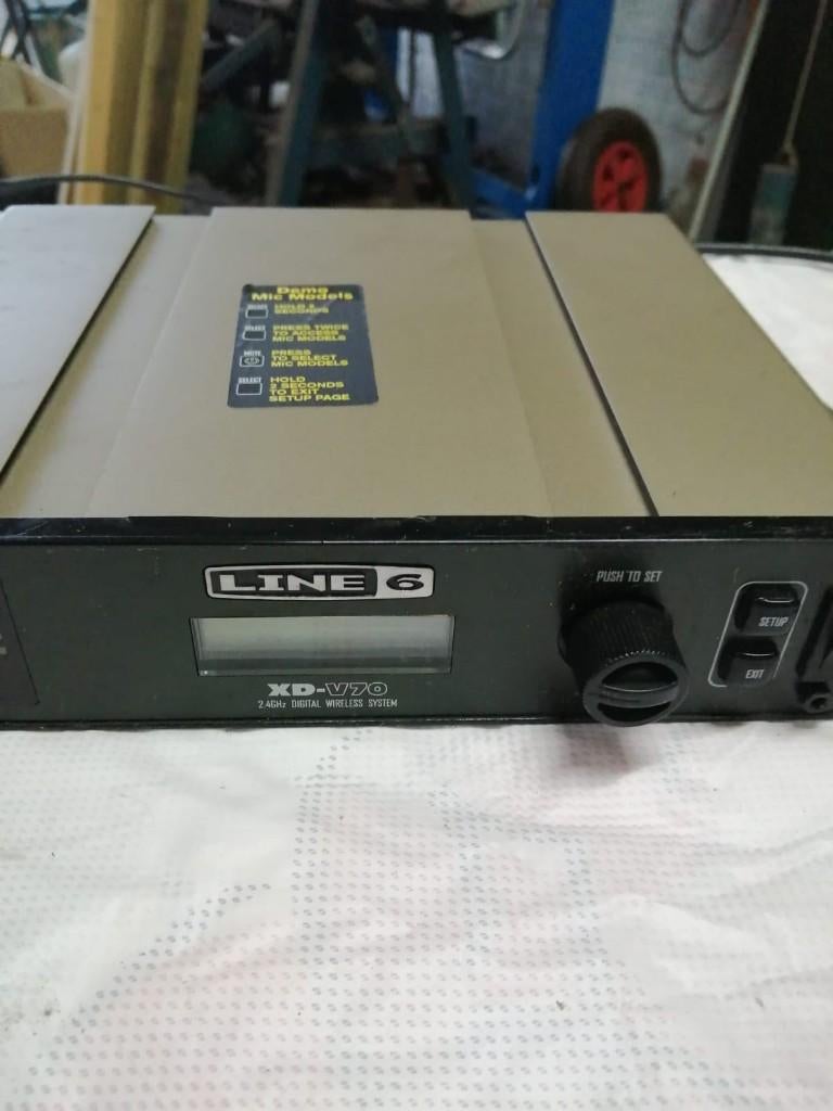 Line 6 XD V70, Muziek en Instrumenten, Microfoons, Ophalen of Verzenden, Zo goed als nieuw, Zangmicrofoon, Draadloos