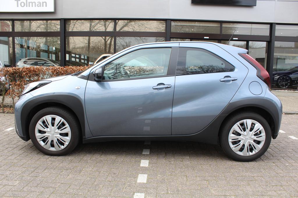 Toyota Aygo X 1.0 VVT-i MT Play | Rijklaar | NL-auto | Apple, 12 maanden, Stof, Gebruikt, 920 kg