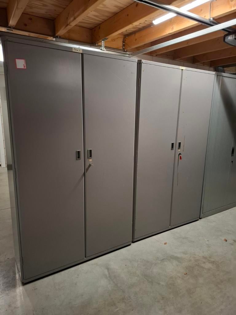 2 Gispen gereedschapskasten met sleutels, Ophalen of Verzenden