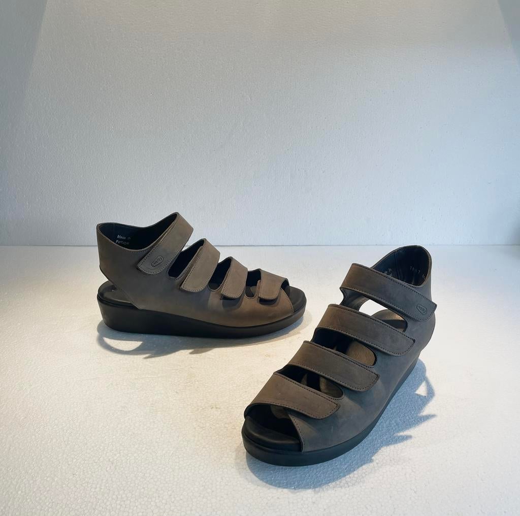 Wolky Avenue Comfort sandalen slee hak klittenband gespen 42, Ophalen of Verzenden, Zo goed als nieuw, Sandalen of Muiltjes