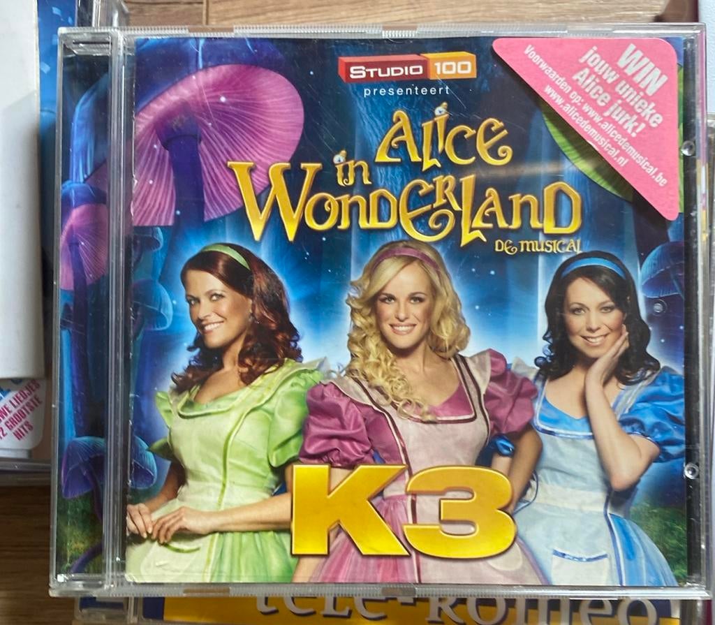 K3 cd alice in wonderland, Ophalen of Verzenden, Zo goed als nieuw
