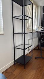 Ikea kastje - Zwart metalen rek met glazen planken, Huis en Inrichting, Ophalen, Met plank(en), Minder dan 50 cm, Minder dan 25 cm