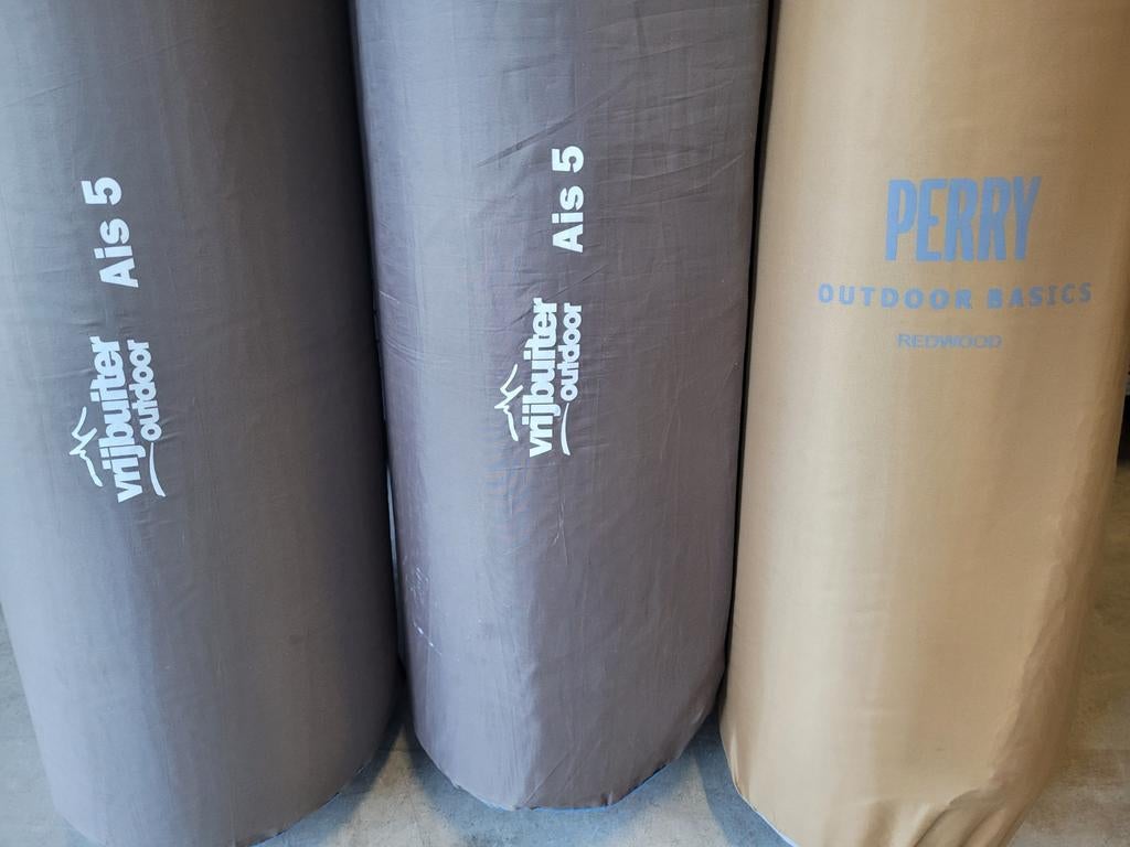 Vrijbuiter outdoor Air slaapmatten + Perry Redwood, Caravans en Kamperen, Ok, Gebruikt, Ok, Vrijbuiter Perry sport