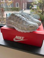 Nike P-6000 maat 43 nieuw, Ophalen of Verzenden, Zo goed als nieuw