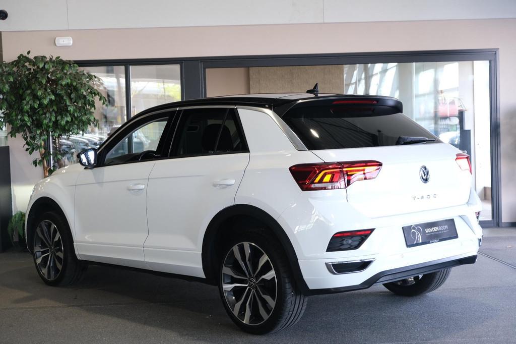 Volkswagen T-Roc 1.5 TSI DSG R-Line Virtual Navi Led Trekhaa, Auto's, Stof, 4 cilinders, 150 pk, Wit