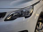 Peugeot 5008 1.2 PureTech Allure|Camera|Trekhaak|Stoelverw, Gebruikt, Zwart, 1199 cc, Met garantie (alle)