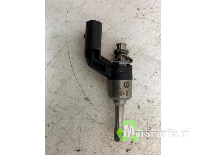 Injector (benzine injectie) van een Volkswagen Golf, Gebruikt, -, Volkswagen, -