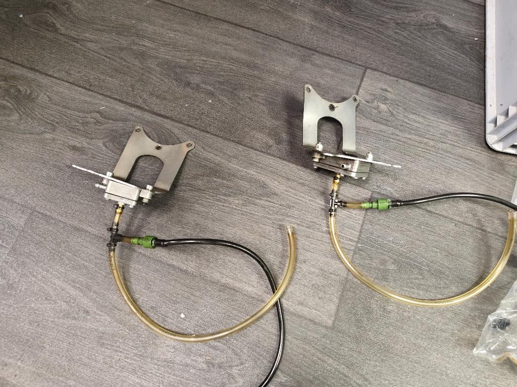 Brandstofpomp rotax max evo compleet met slangset en steun, Ophalen of Verzenden, Gebruikt, Onderdelen Kart