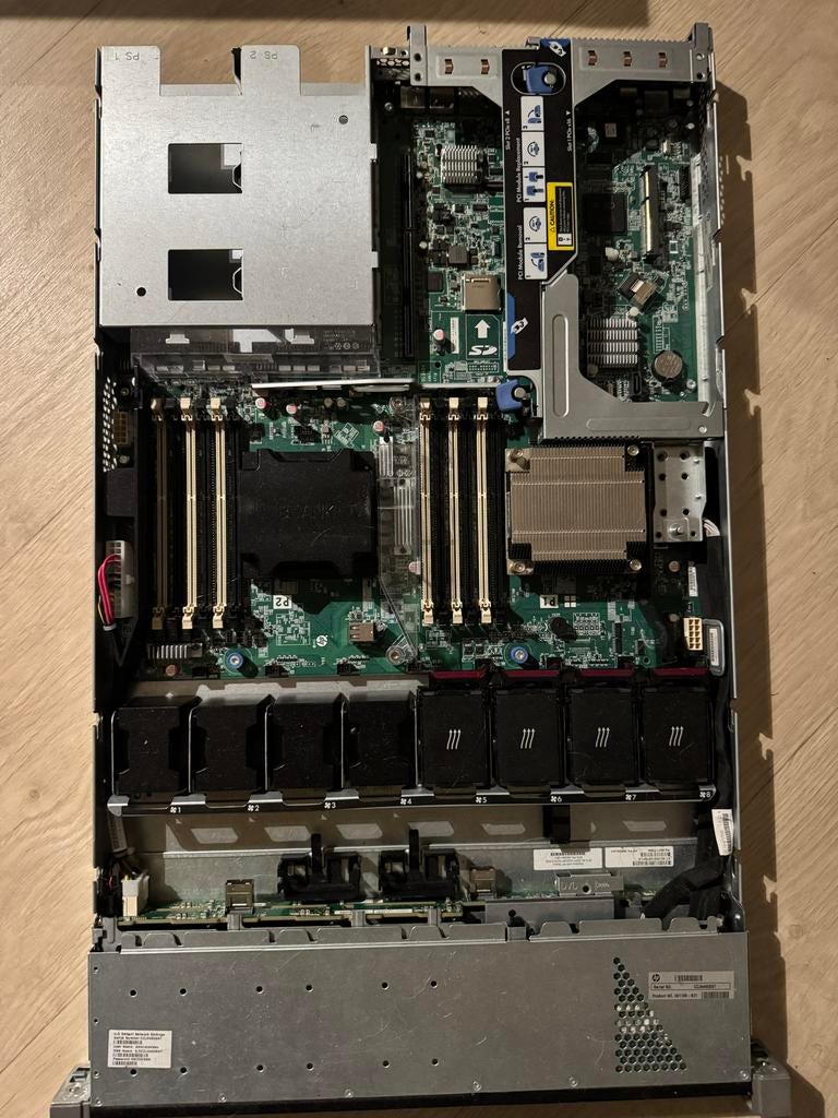 HP ProLiant DL360e Gen8 server, Computers en Software, Servers, Gebruikt, 2 tot 3 Ghz, Hot swappable onderdelen, Ophalen