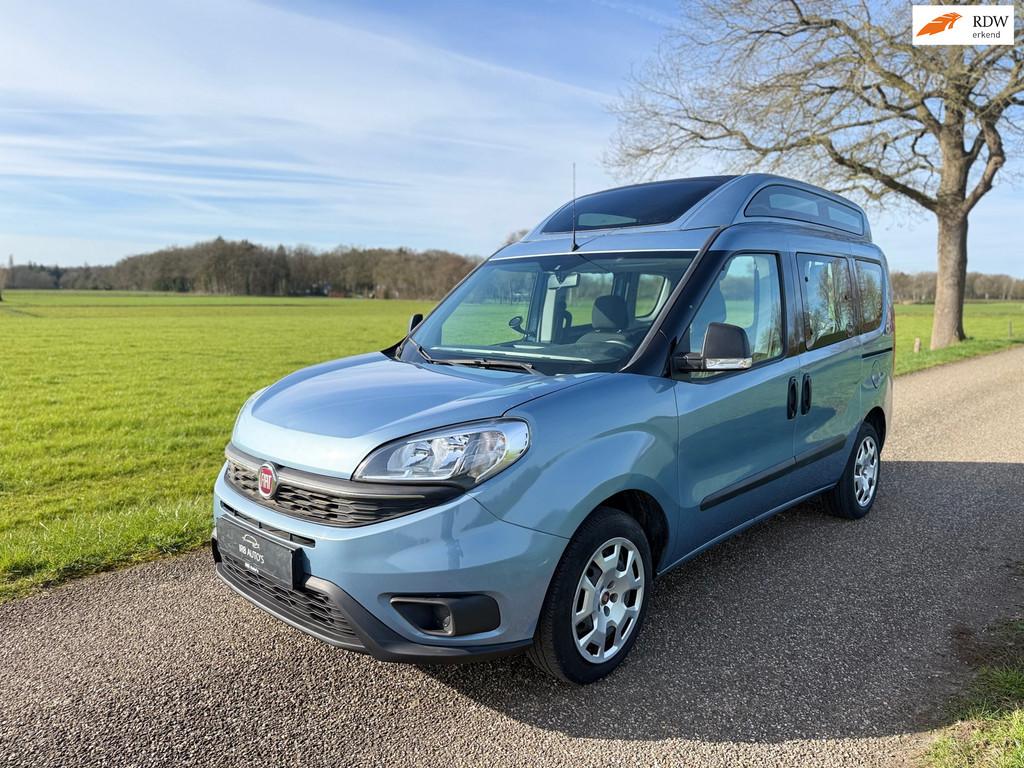 Fiat Doblò 1.4 Rolstoelauto 3+1/ VERHOOGD / LIFT / PARKEERS, Auto's, Fiat, Doblo, 4 stoelen, Bedrijf, Handgeschakeld