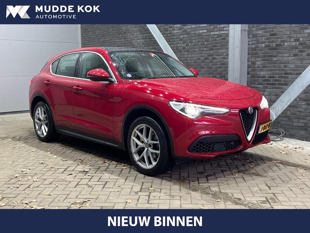 Alfa Romeo Stelvio 2.0 T AWD B-Tech | Trekhaak | Panoramadak, Auto's, Alfa Romeo, Automaat, 1800 kg, 4 cilinders, Leder