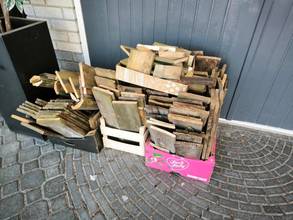 GRATIS Brandhout voor vuurton of allesbranders, Tuin en Terras, Haardhout, Minder dan 3 m³, Ophalen, Overige houtsoorten, Blokken