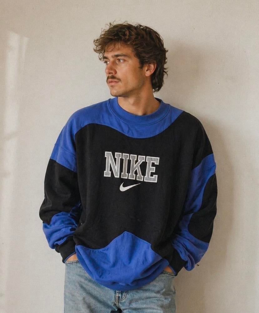 Vintage Nike sweater - Zwart/Blauw met klein vlekje, Ophalen of Verzenden, Gedragen, Maat 52/54 (L), Zwart