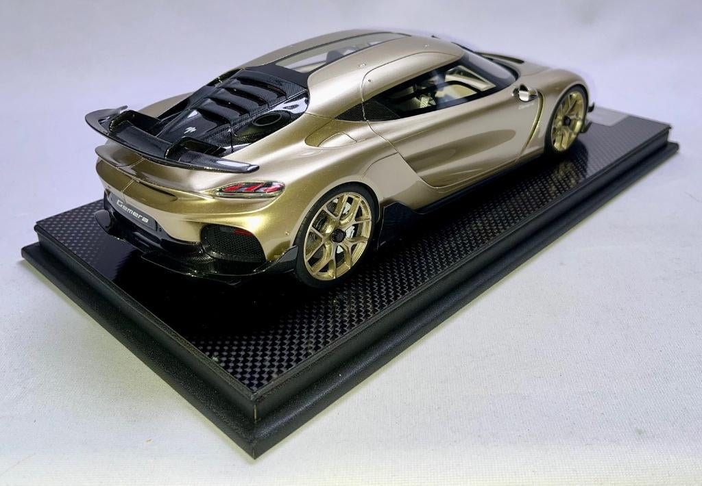Koenigsegg Gemera Champagne 1:18 van FrontiArt, Ophalen of Verzenden, Nieuw, Auto, Overige merken