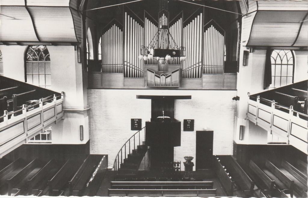 OUDDORP Ned. Herv. Kerk Interieur, Verzamelen, Ansichtkaarten | Nederland, Verzenden, 1960 tot 1980, Gelopen, Zuid-Holland