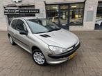 Peugeot 206 1.1 X-line Nieuwe apk Weinig KM NAP (bj 2004), Auto's, Peugeot, Elektrische ramen, Gebruikt, 31 €/maand, 4 cilinders