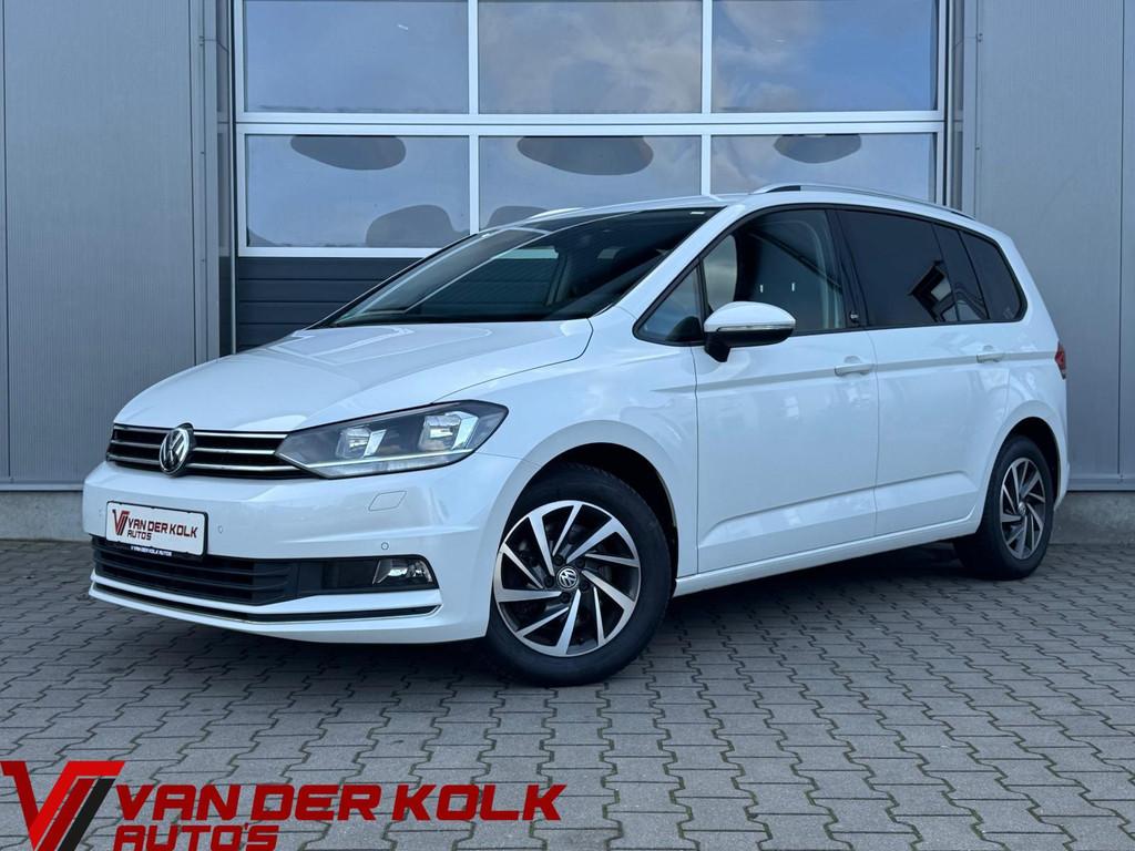 Volkswagen Touran 1.4 TSI Sound 7 Persoons Automaat | CarPla, 1378 kg, Gebruikt, 4 cilinders, 150 pk