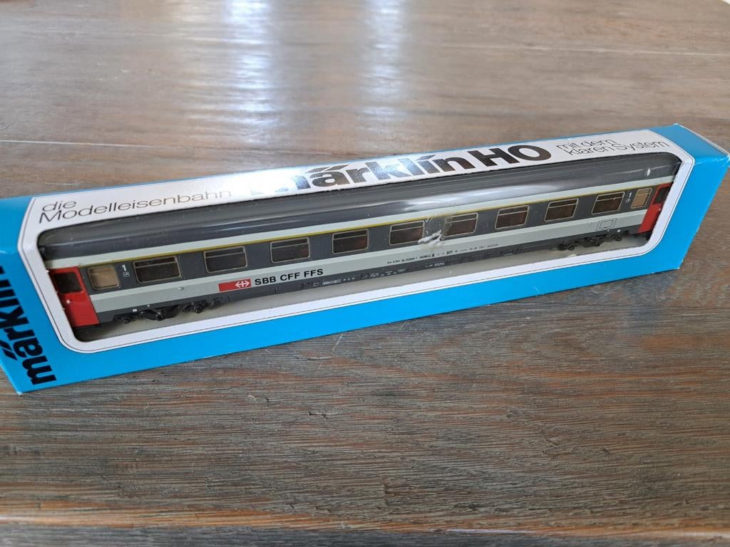 Marklin, eurofima rijtuig van de SBB CFF nieuwstaat., Hobby en Vrije tijd, Wisselstroom, Analoog, Wagon, Ophalen of Verzenden