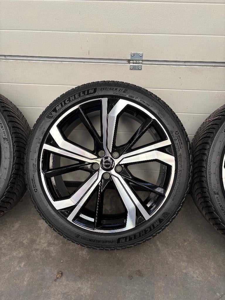 Volvo XC60 21 inch R-design ZGAN winterset Michelin 6,5+ MM, Ophalen, Gebruikt, 255 mm, Banden en Velgen