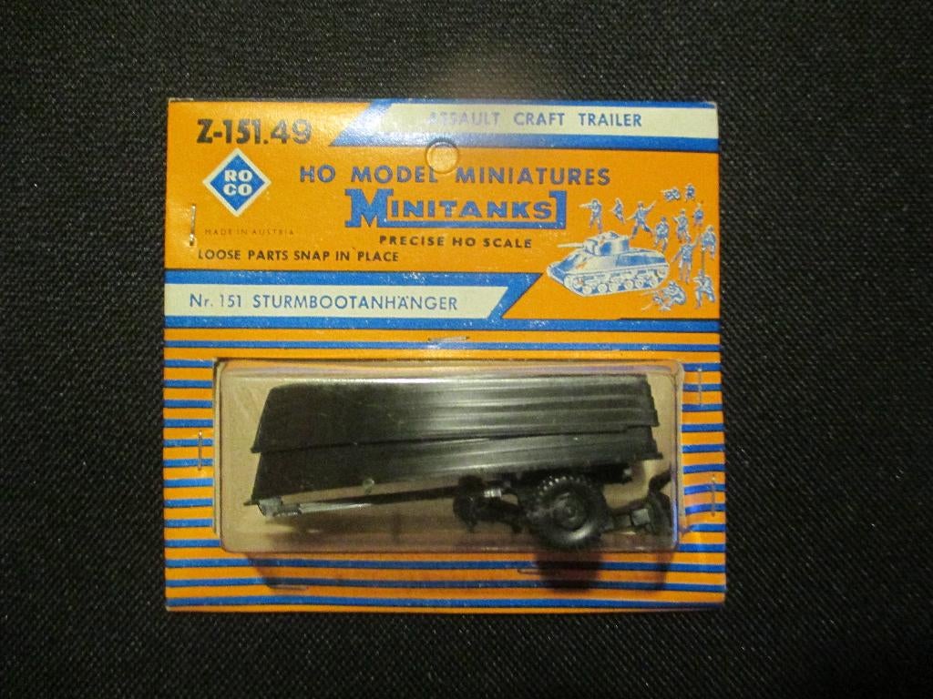 Trailer with 2 Storm Boats- Roco Minitanks Z-151 / 49 Boxed, Ophalen of Verzenden, Nieuw, Bus of Vrachtwagen, Roco