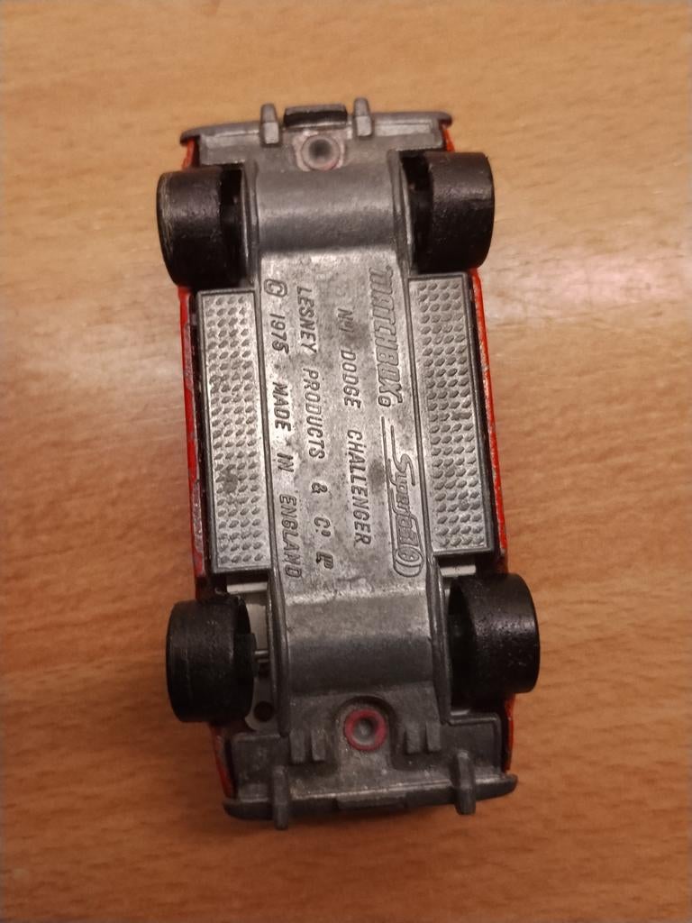 Dogde challenger 1975 matchbox toy car, Overige generaties, Ophalen of Verzenden, Gebruikt