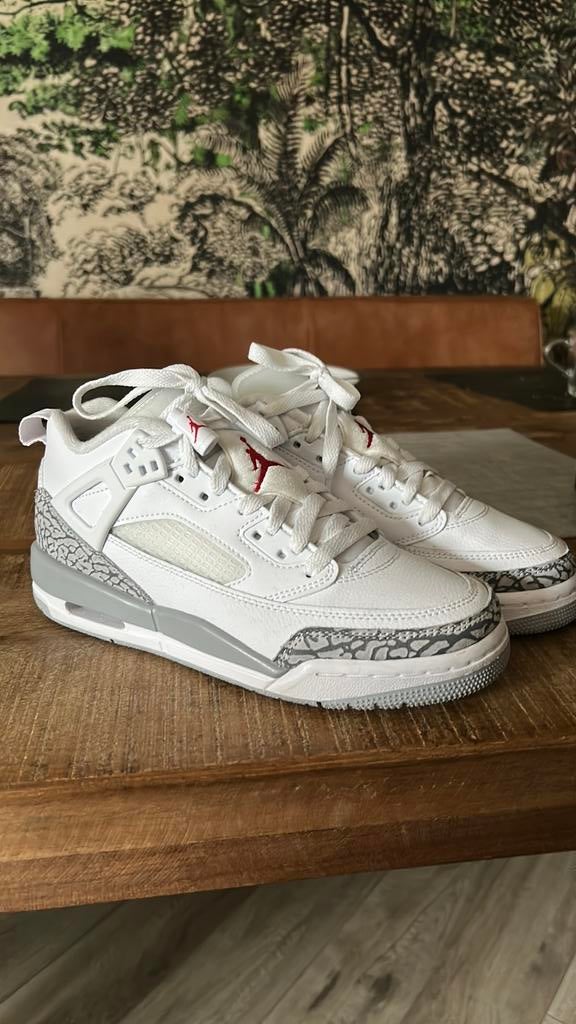 Nike Jordan Spizike Low GS - Maat 38, Kleding | Dames, Schoenen, Wit, Nieuw, Ophalen of Verzenden, Sneakers of Gympen