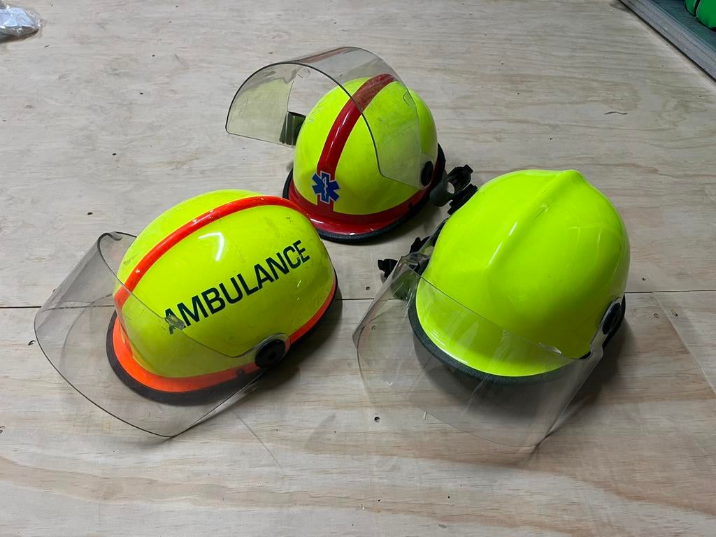 Ambulance helmen, Ophalen of Verzenden, Gebruikt