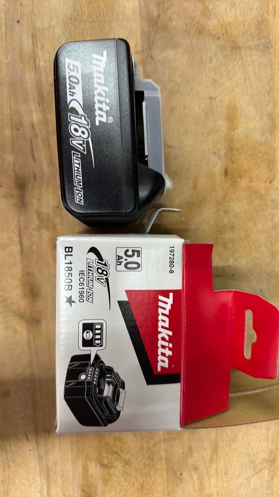 Makita accu 18v 5ah, Ophalen, Nieuw