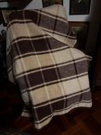 Mooie wollen deken met ruitpatroon, Huis en Inrichting, Woonaccessoires | Plaids en Woondekens, Ophalen of Verzenden, Gebruikt