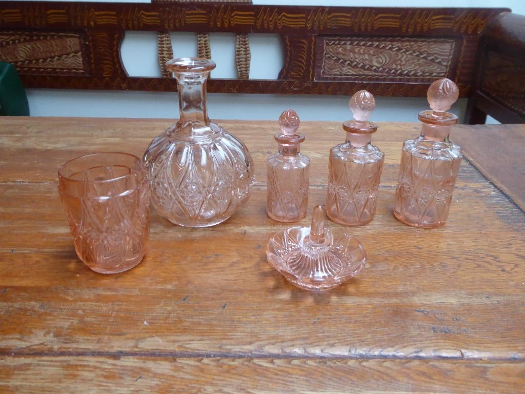6-delig art deco persglazen toilettafel set, Scailmont