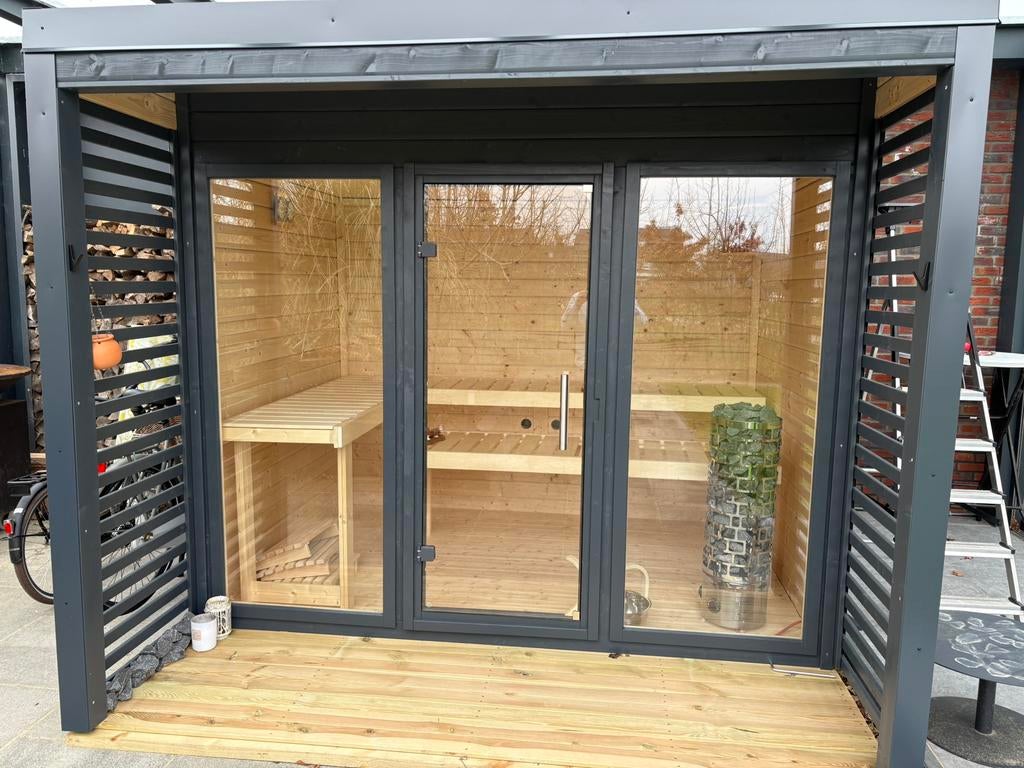 Karibu Ares 3 buitensauna compleet geleverd en opgebouwd, Ophalen of Verzenden, Nieuw, Fins of Traditioneel, Complete sauna