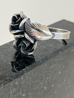 Zilveren dubbele roos ring ( teka), Ophalen of Verzenden, Zo goed als nieuw, 17 tot 18, Dame