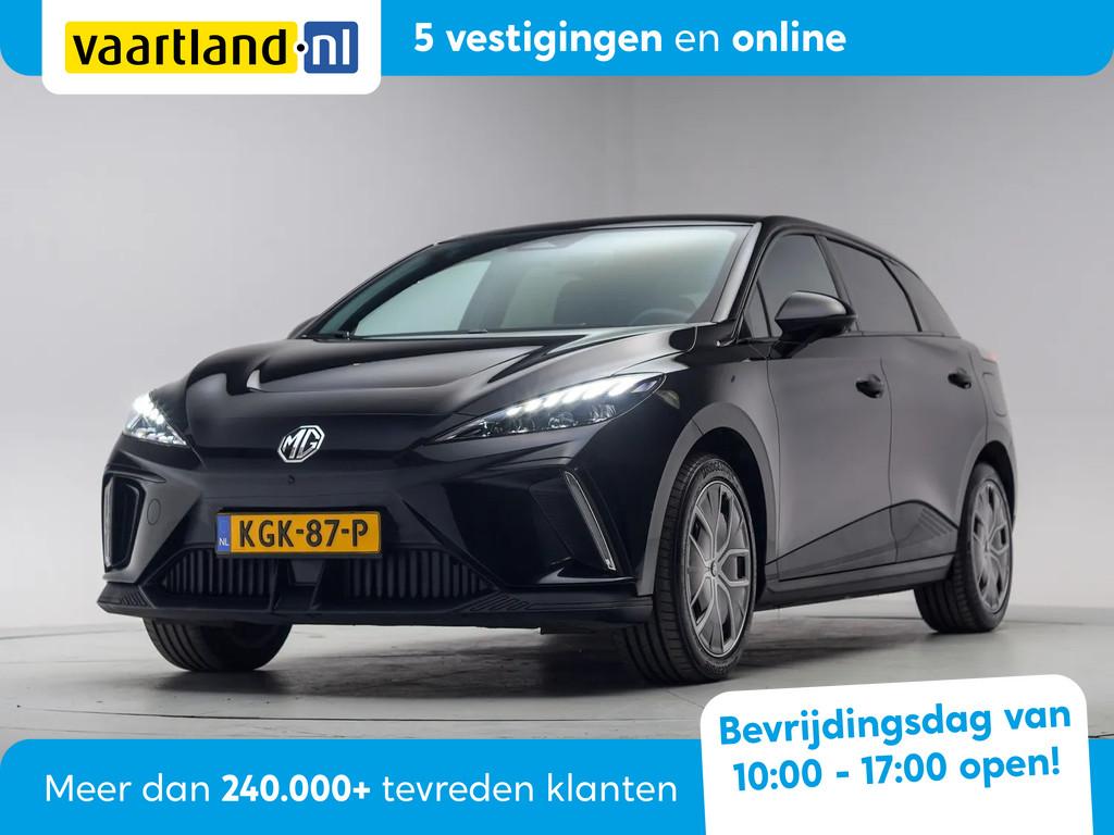 MG Mg4 electric Luxury 64 kWh 3-fase [ LED Navi Stoelverwarm, Auto's, MG, Automaat, Gebruikt, 1650 kg, Zwart