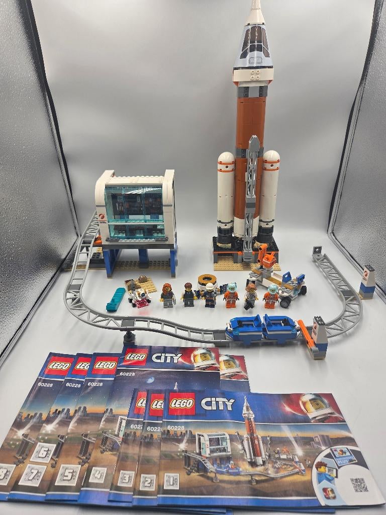 Lego City 60228 Deep Space Rocket and Launch Control, Compleet, City, Lego, Ophalen of Verzenden